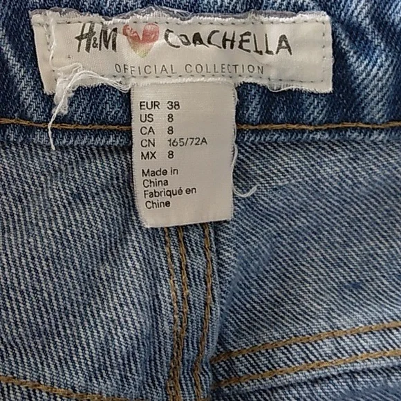 H&M Coachella High Rise Rose Embroidered Jean Shorts Size 8 Festival Boho - Picture 5 of 6